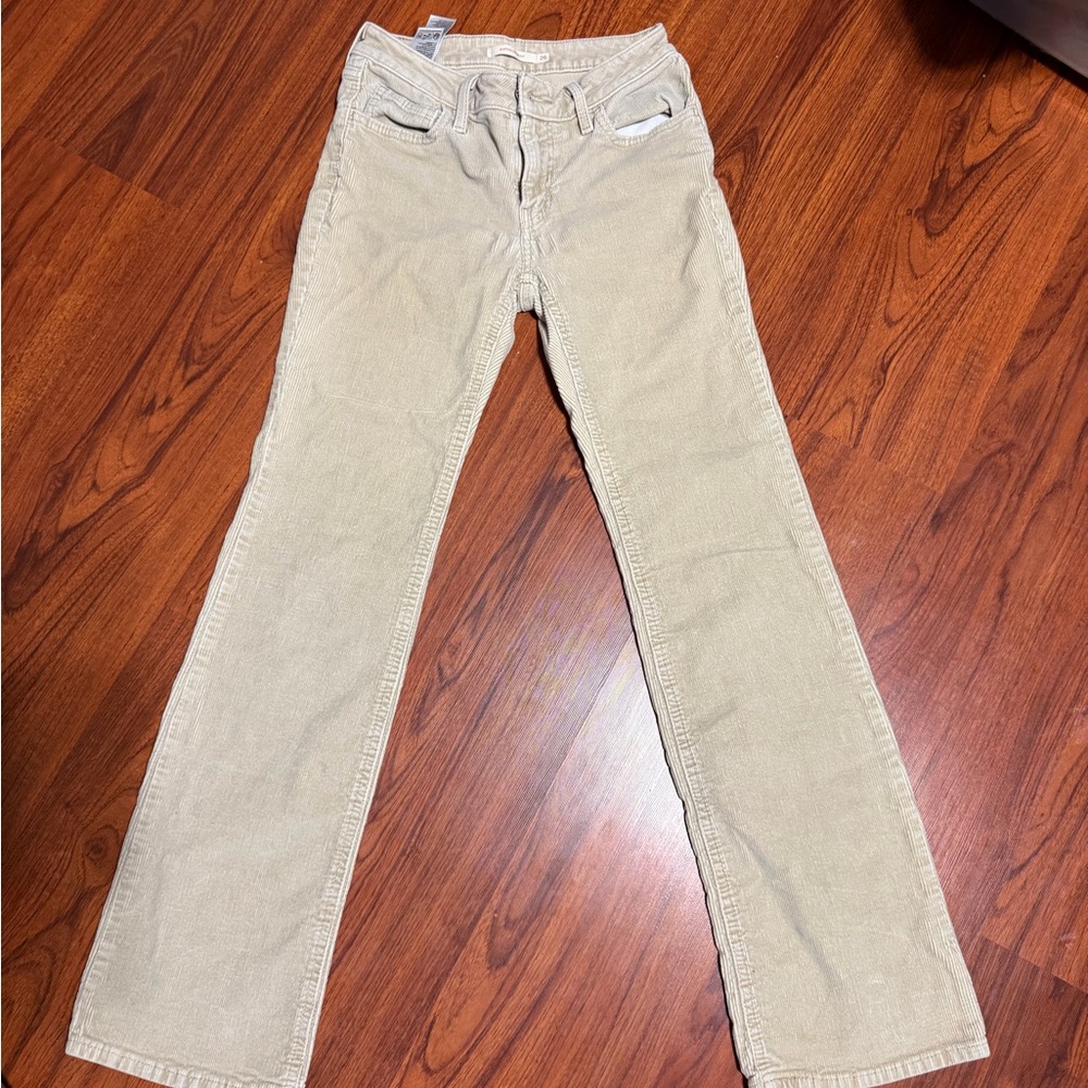 Women's Boot Cut Jeans in Tan